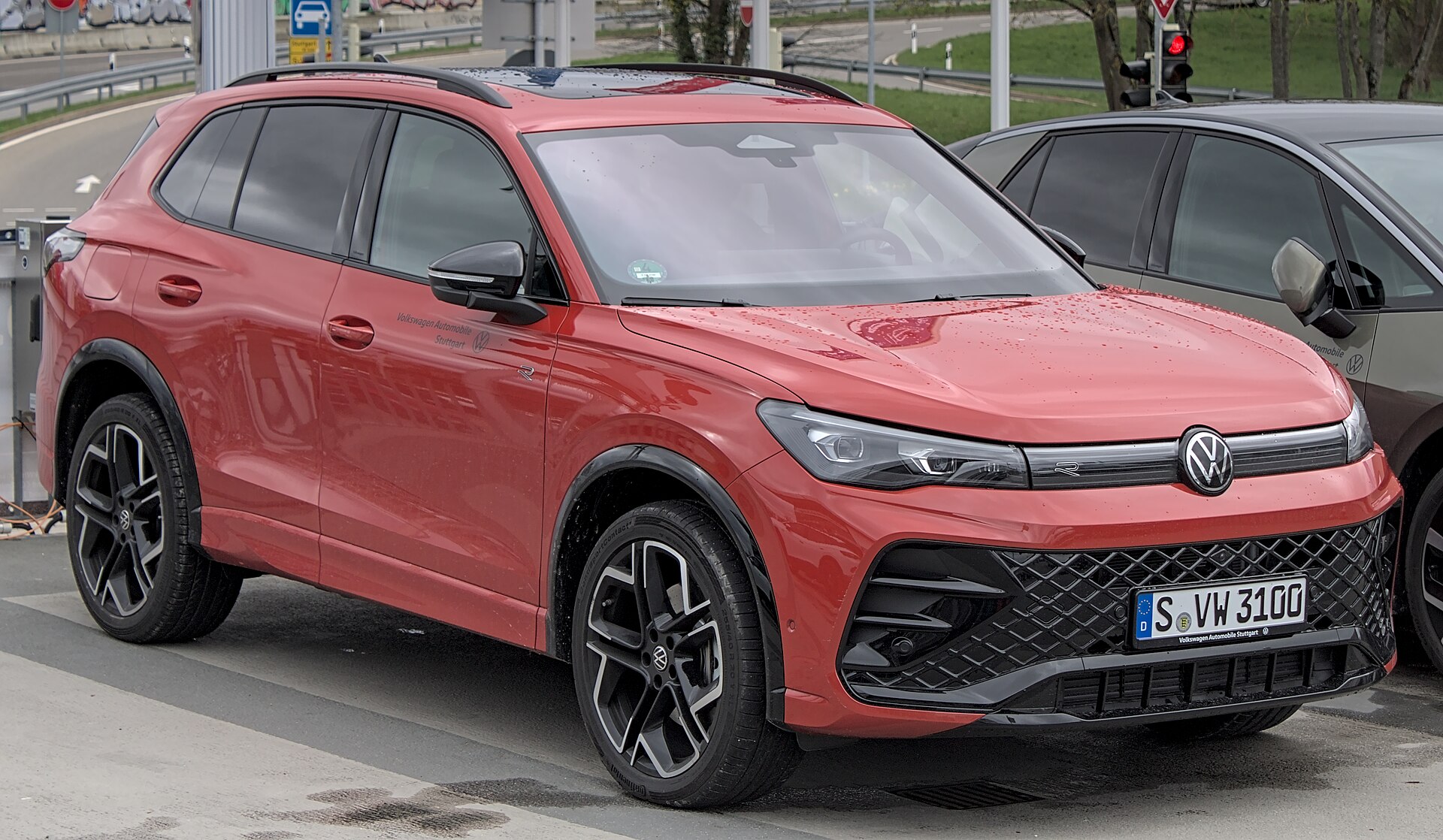 Volkswagen Tiguan — exteriör och profil