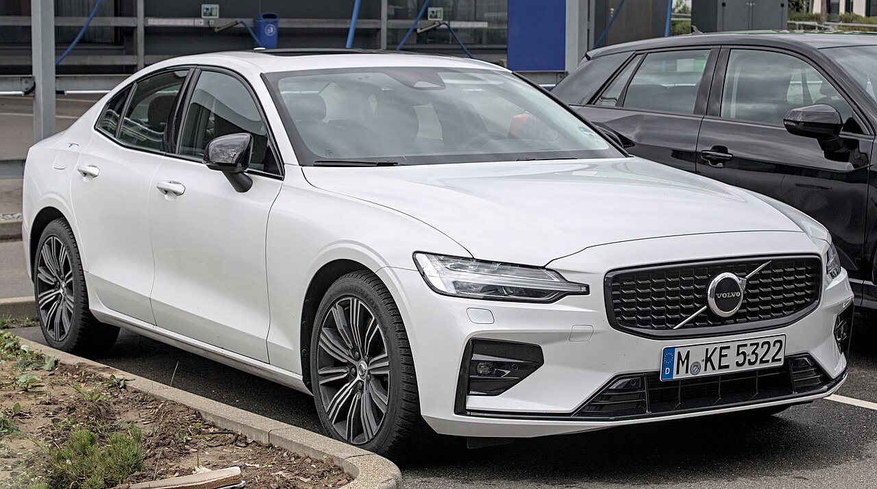Volvo S60 — exteriör profil