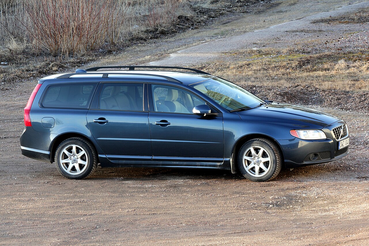 Volvo V70 — exteriör och profil