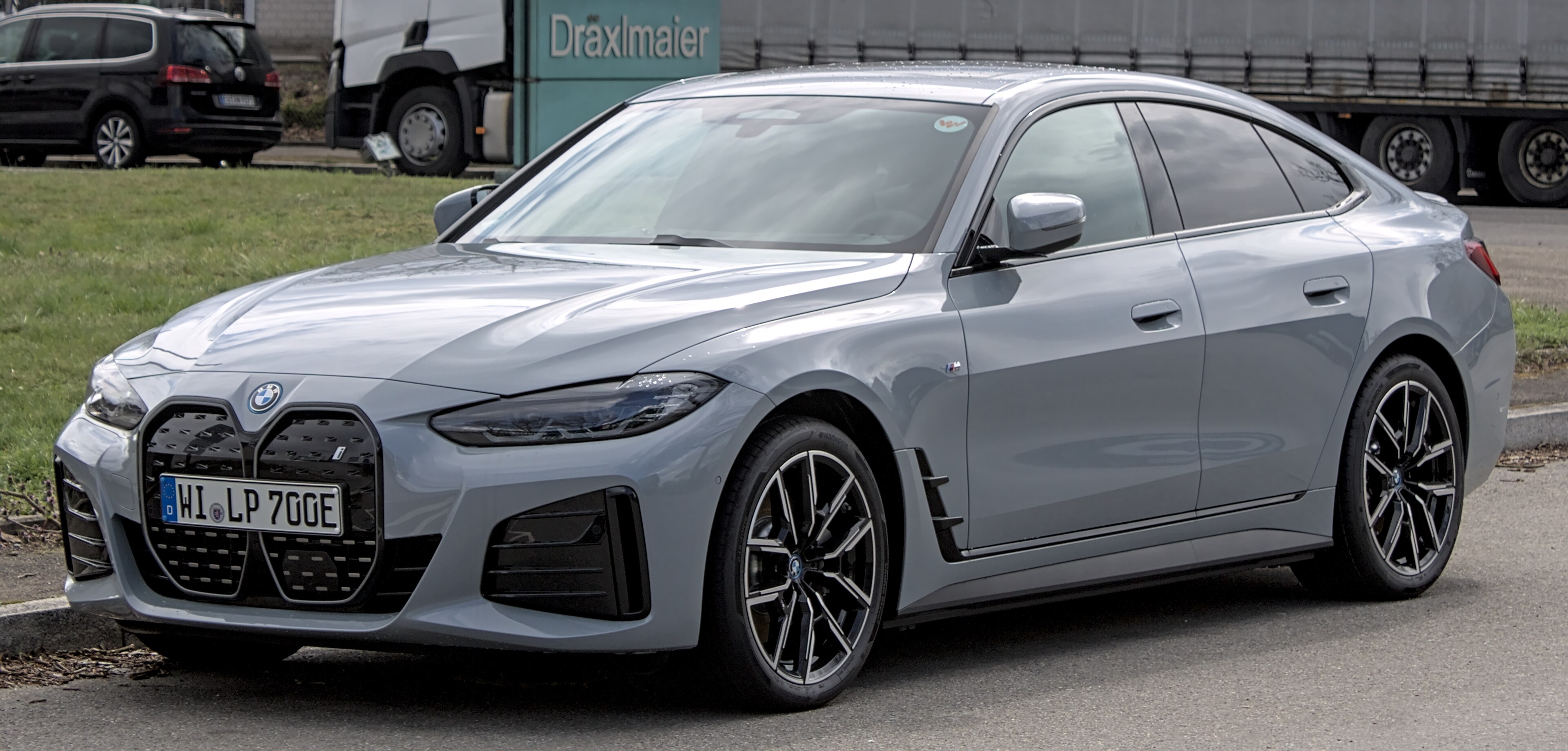 BMW I4