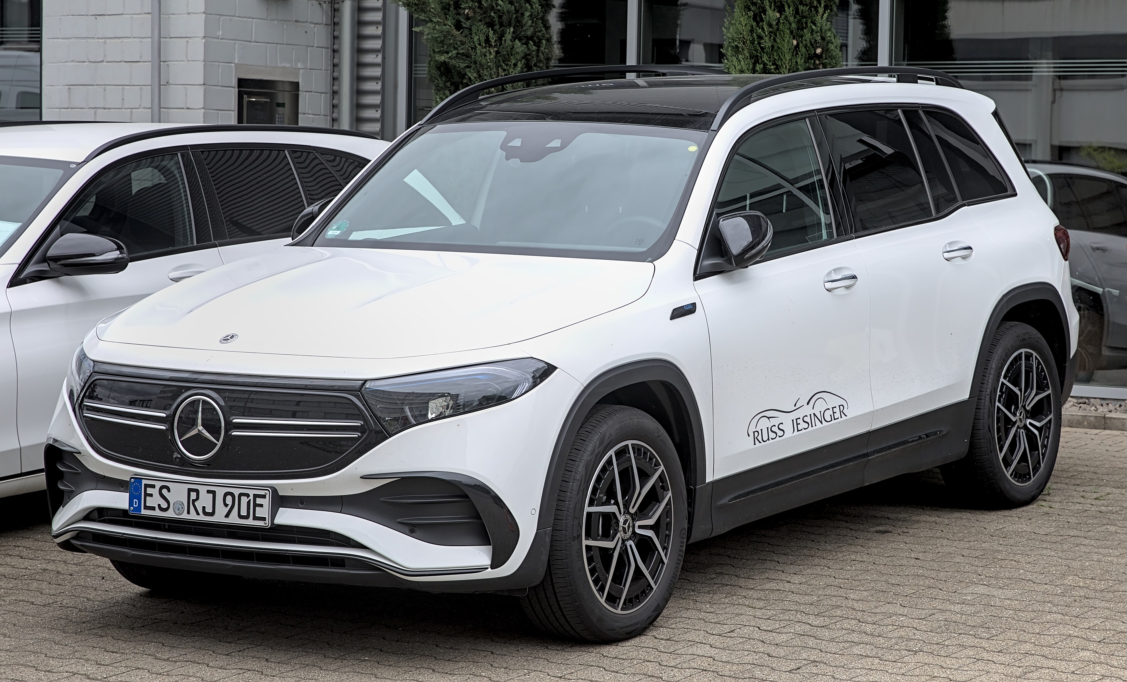 Mercedes-Benz EQB 250+