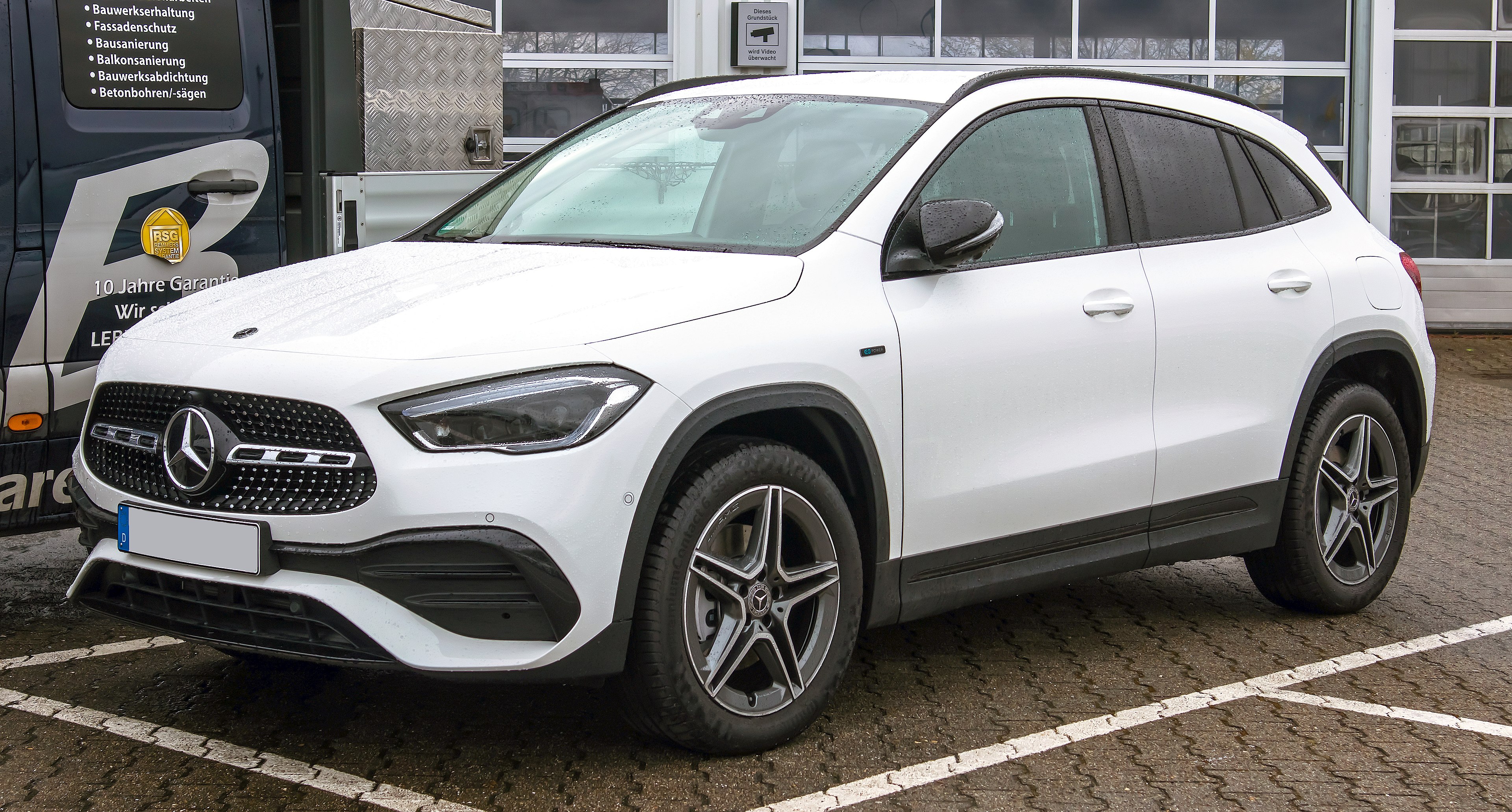 Mercedes-Benz GLA 250 e