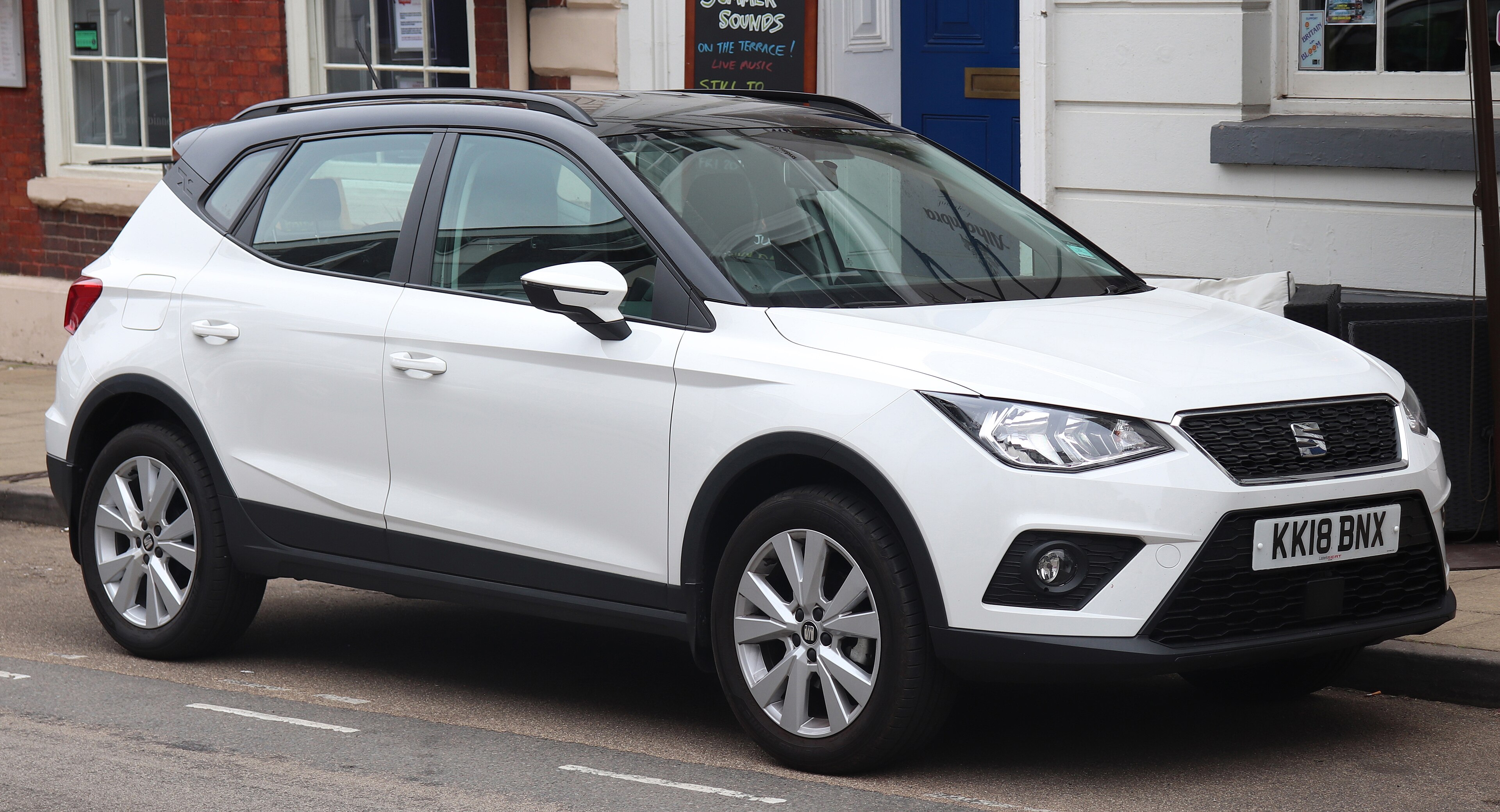 Seat Arona